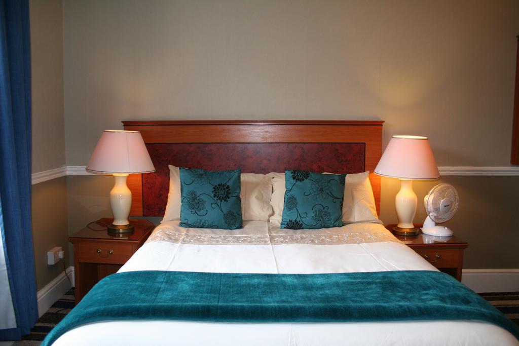 Central Station London Room photo